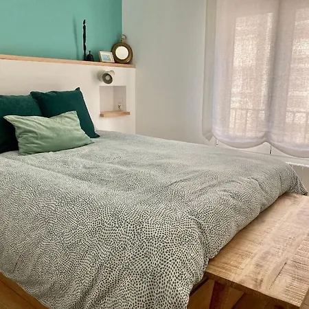 Moderno Y Luminoso En El Centro De Apartamento Santander